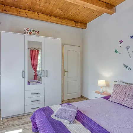 بيت للعطل Casa Lukas Dračevac