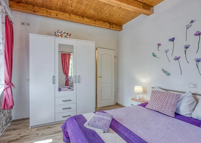 Holiday home Casa Lukas Dracevac