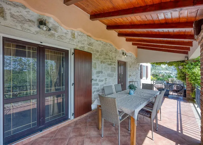 Casa Lukas Holiday home